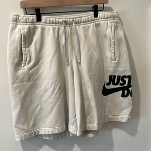 Nike men’s cream sweatshorts size XL